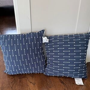 Navy Arrow Pattern Decorative Throw Pillow - Set of 2